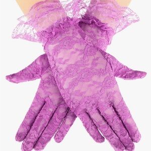 Elegant Purple Lace Gloves